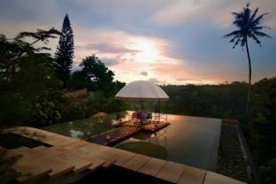 Entire 1 BR Deluxe Grand Suite #K72 Vacation rental in Abiansemal