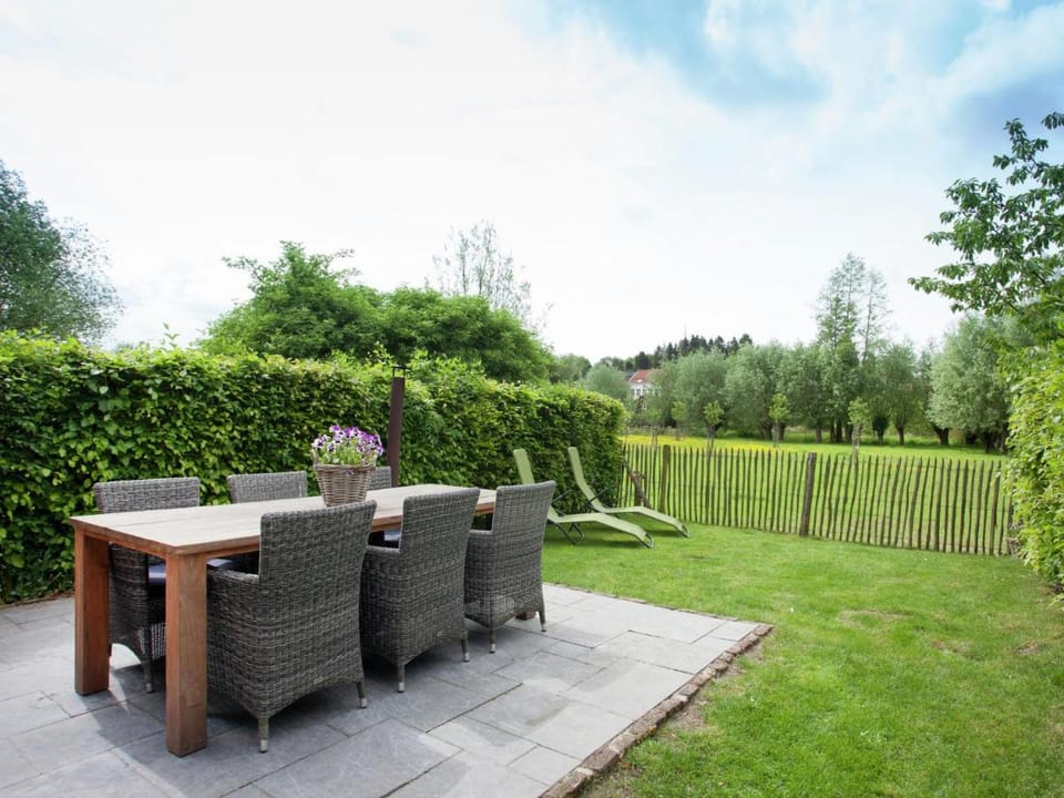 Scenic Gulp Valley Stay Vacation rental in Limburg (province)