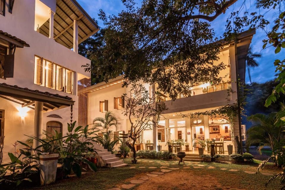 Extraordinary paradise stay in stunning 1BR room Apartment in Tangalle