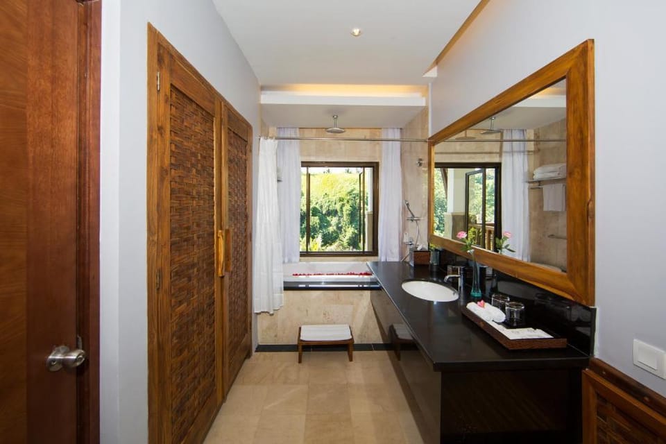 Romantic 1 BR Suite Valley View JU41A Vacation rental in Ubud