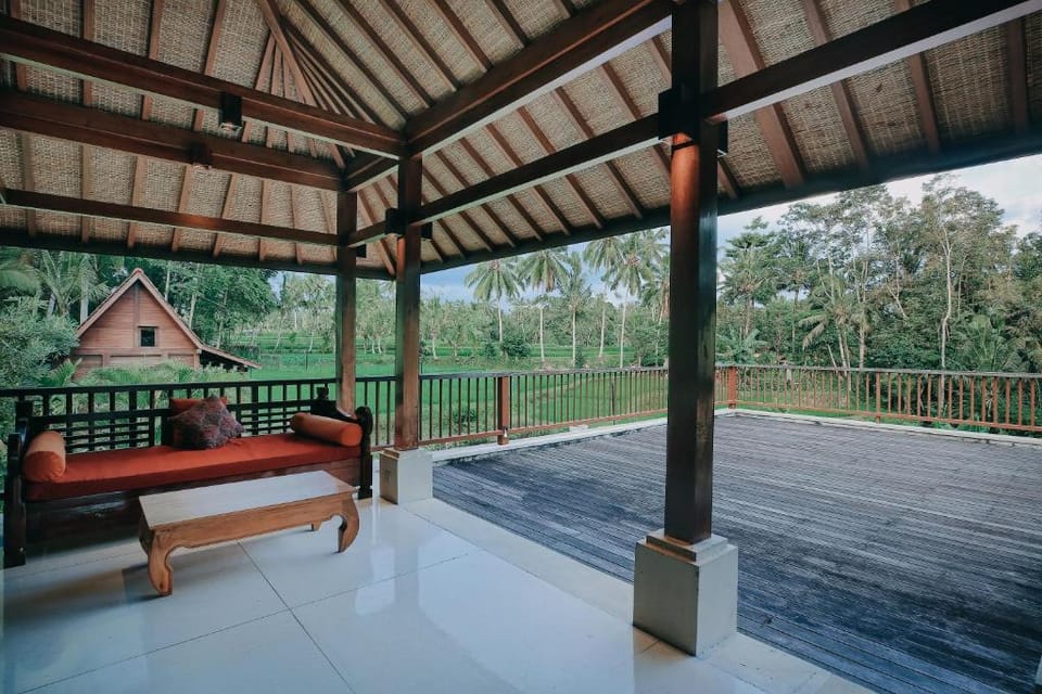 Cozy 2 BR Villa #K80 Villa in Tampaksiring