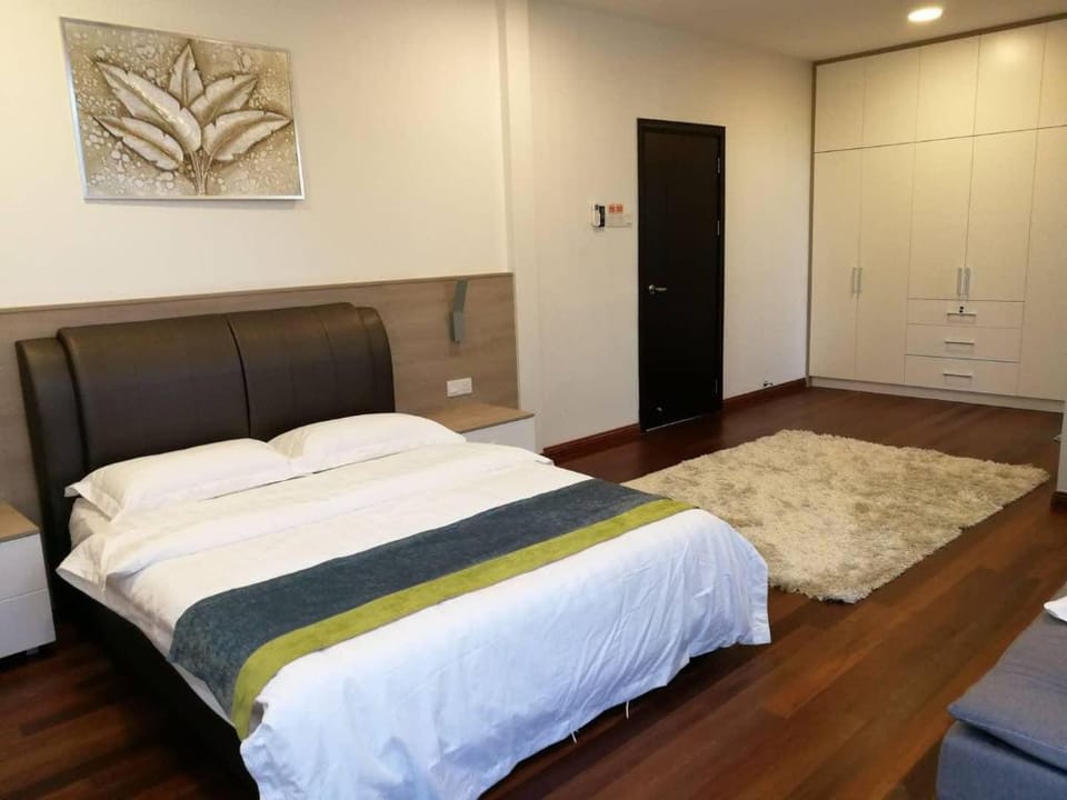 Luxurious Living in Kota Kinabalu Villa in Kota Kinabalu