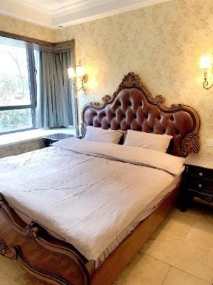Zhengzhou Hui Ji /District North University Town Apartment in China