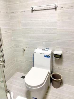 Zhengzhou Hui Ji /District North University Town Apartment in China