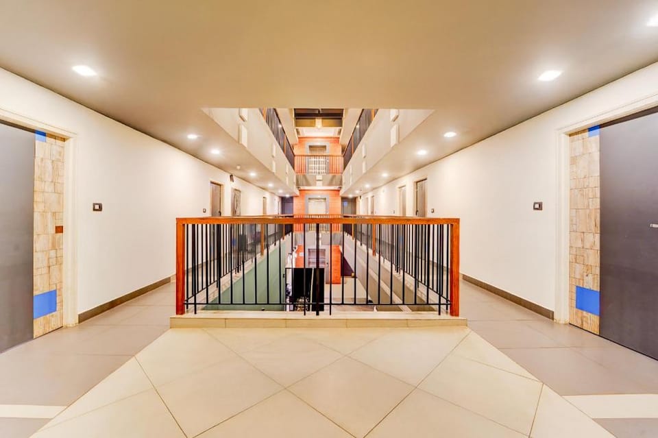 Super Townhouse Oak Mangalore Hotel in Mangaluru