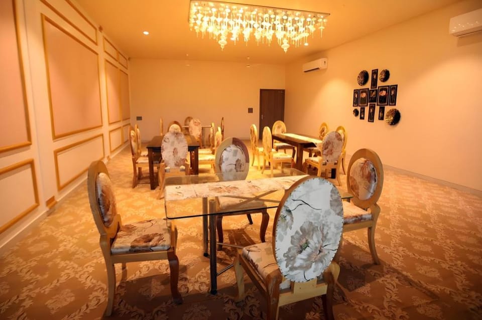 Solitaire Resorts Hotel in Udaipur