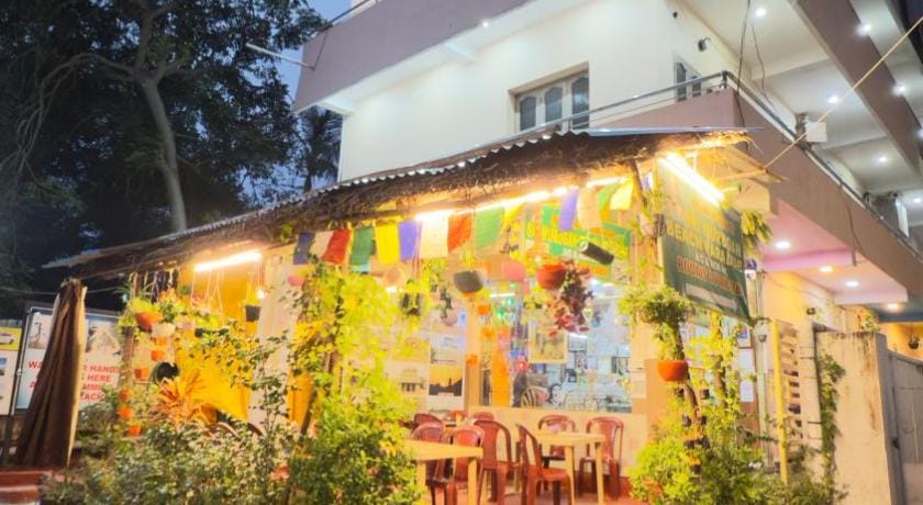 Sri Murugan beach paradise hotel Hotel in Tamil Nadu