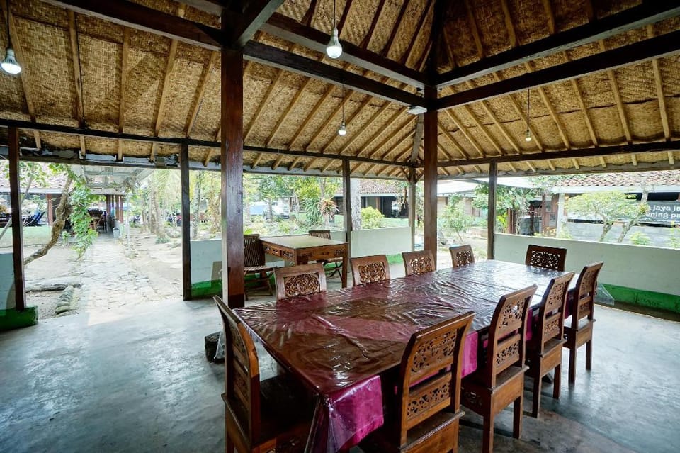 SPOT ON 2653 Omah Mbah Lurah Syariah Hotel in Special Region of Yogyakarta