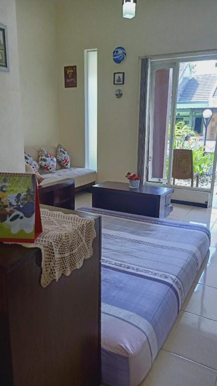 Twins Family Homestay Vacation rental in East Java