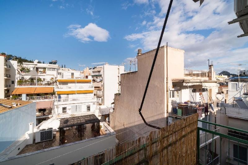 Vintage flat Acropolis view just 500 meters away Apartment in Athens