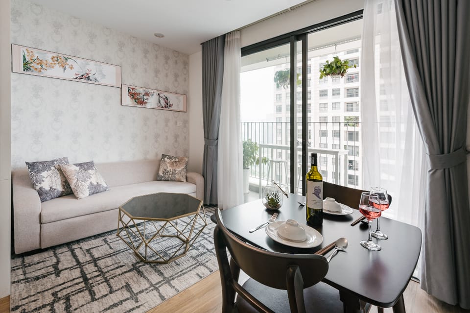 Vinhomes Dcapitale | Super Lake View | 2Brs 2507 Apartment in Laos
