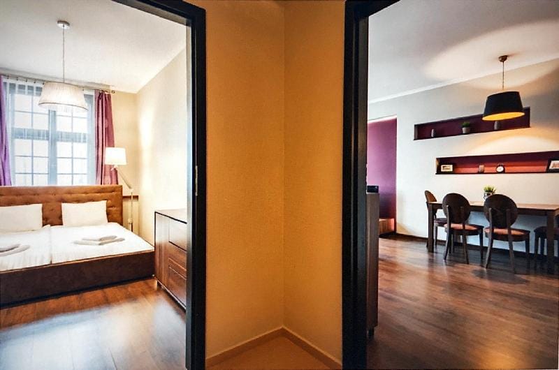 Schwarz Tiger Apartment 10 Rynek Apartment in Wroclaw