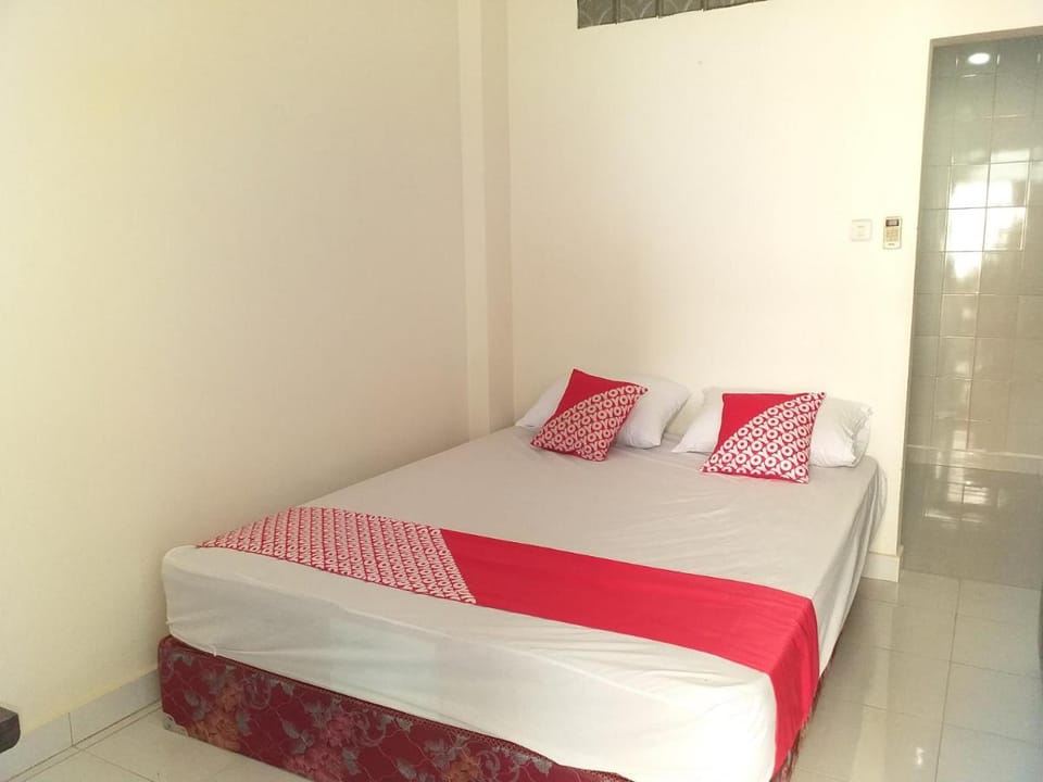 OYO Life 2664 D'kost Hotel in Jakarta