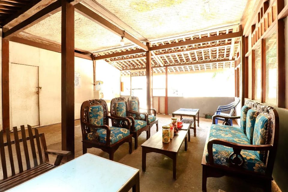 Iran Homestay Vacation rental in Special Region of Yogyakarta