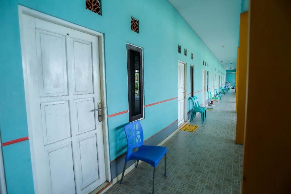 OYO 2692 Penginapan Mba Ros Hotel in Indonesia