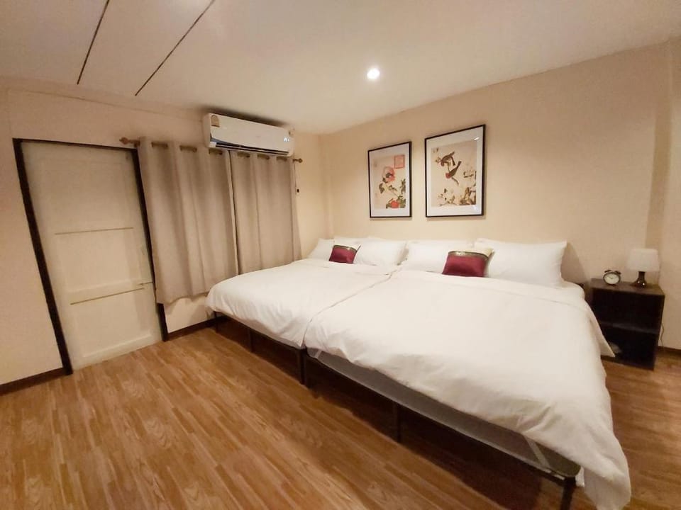 Real Bangkok Guesthouse. Live like a real local. Vacation rental in Bangkok