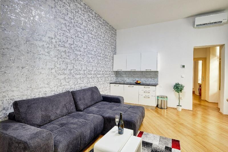 Aapartamentoos D1 Apartment in Bratislava