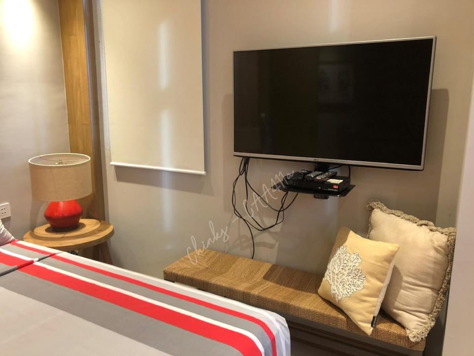 Pico de Loro 3 bedroom unit with Lagoon View Apartment in Nasugbu