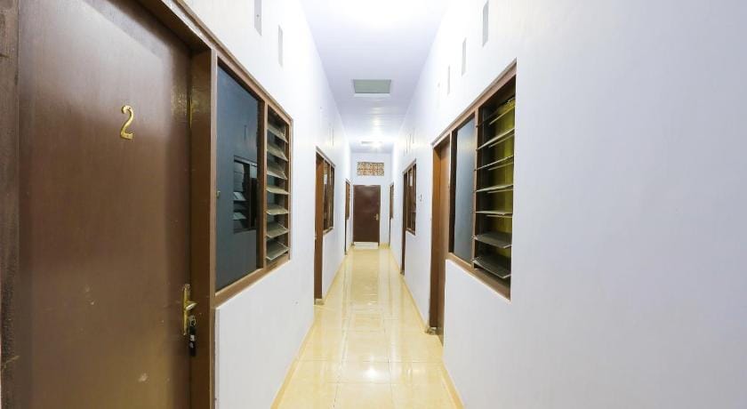 OYO Life 2724 Wisma Wijaya Hotel in East Java