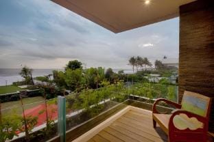 Entire 5 BR Private Pool Villa #K106 Villa in Blahbatuh
