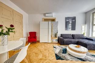 Aapartamentoos B2 Apartment in Bratislava