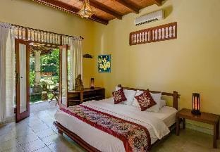 6 Bedroom VIlla with Pool-GardenView-Breakfast#VJU Villa in Sukawati