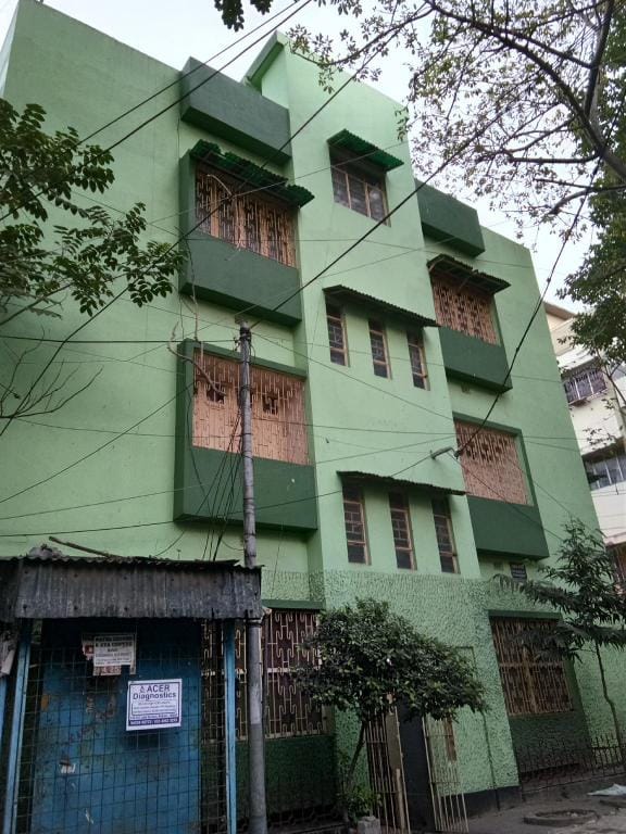 Green house by Travelbud Apartment in Kolkata