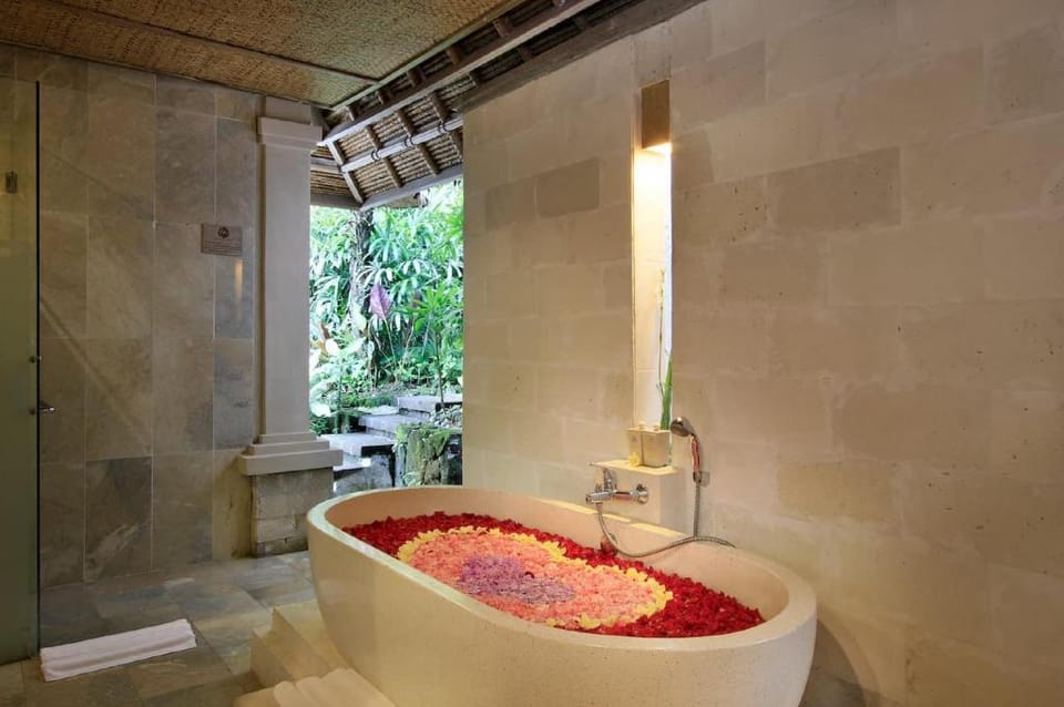 Entire Sunia Private Pool Villa #K83 Villa in Payangan