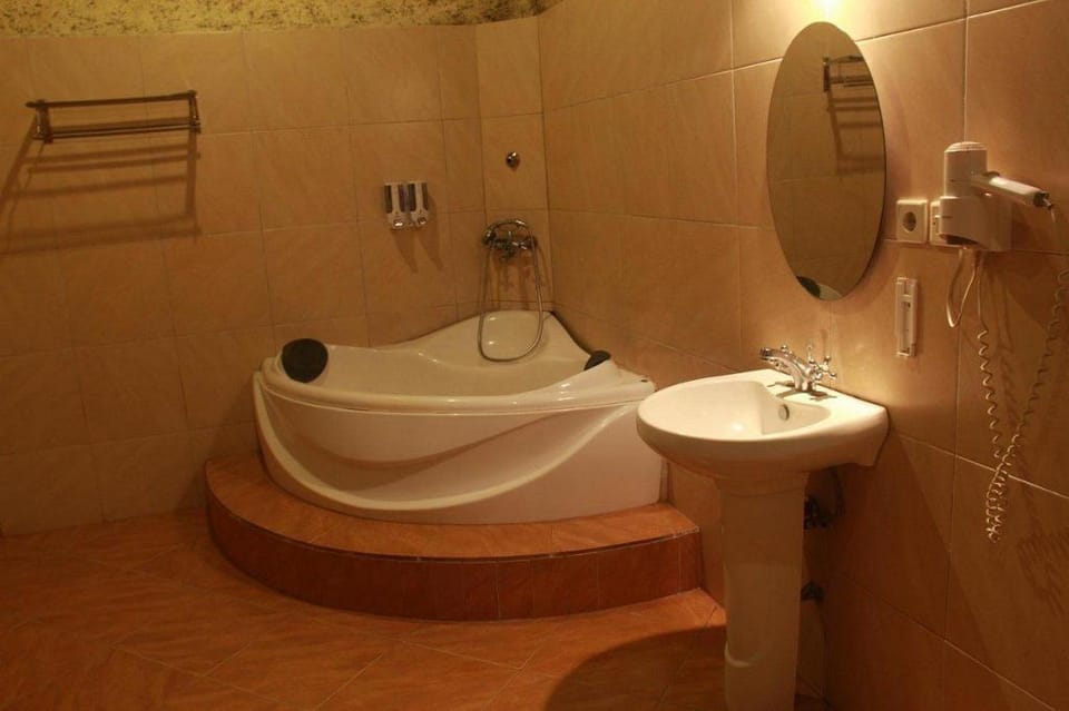 Cozy 5 BR Private Pool Villa #K90 Villa in Ubud