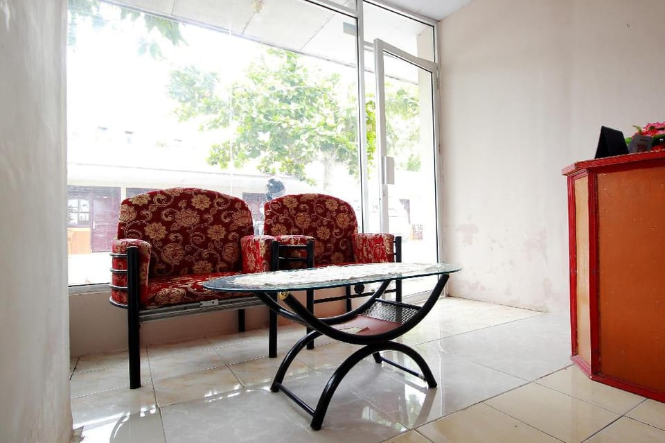 SPOT ON 2647 Anissa Guest House Hotel in Indonesia