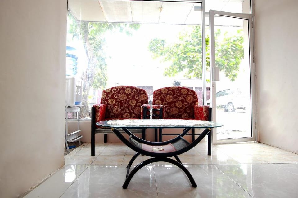 SPOT ON 2647 Anissa Guest House Hotel in Indonesia
