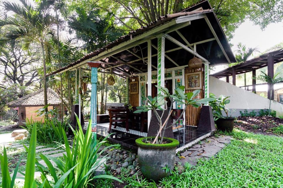 OYO 2628 Kartini Residence Hotel in Jakarta