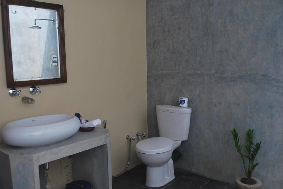 Muthu Nila Villa with Sunken lounge pool Villa in Kamburugamuwa