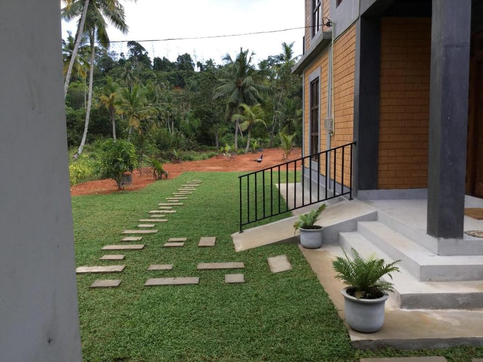 River Edge Cinnamon Villa   Vacation rental in Southern Province