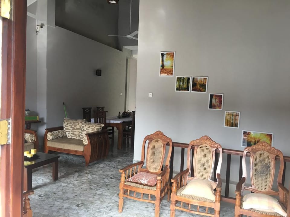 Pearl Nest Vacation rental in Galle