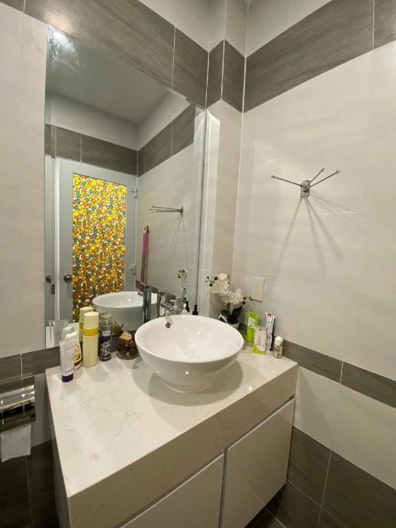 2 Beds Apartment with Kitchen near Beach and City Apartment in Nha Trang