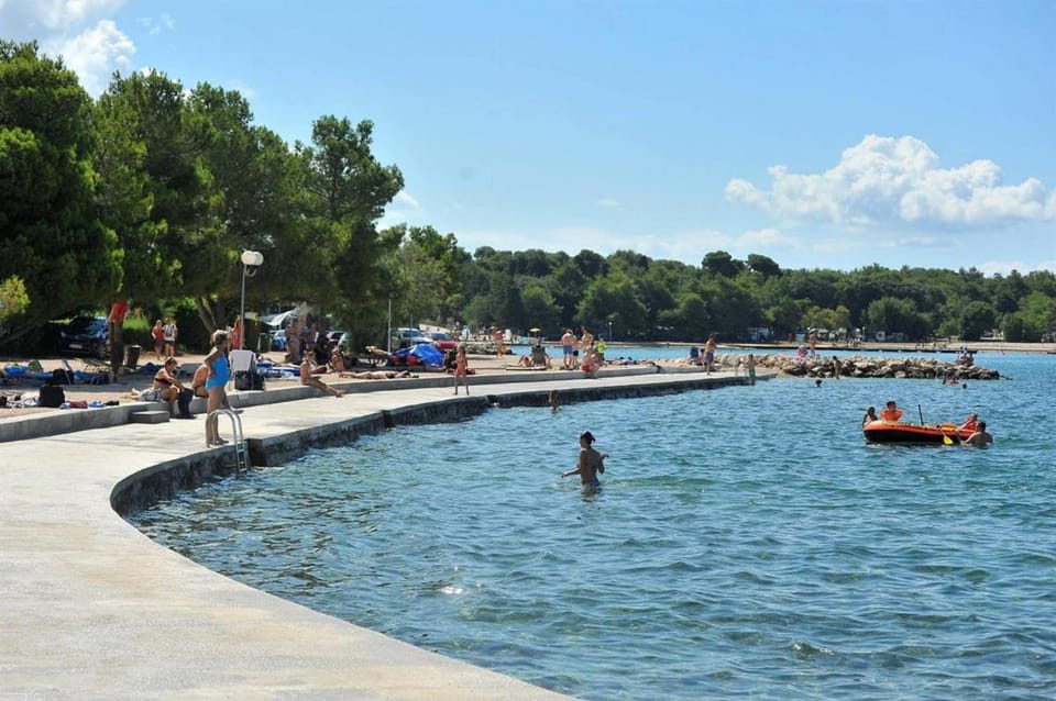 Family Apartment Mirela Borik Apartment in Zadar