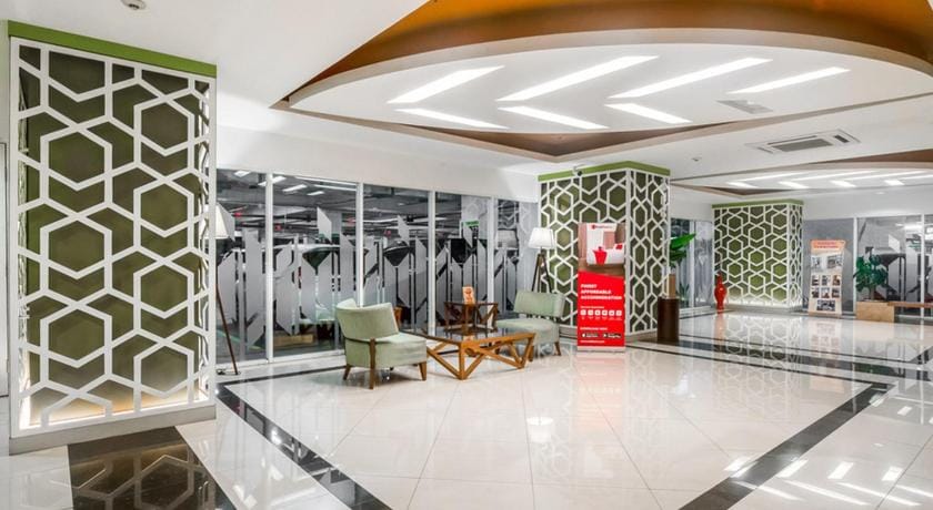 RedLiving Apartemen Grand Kamala Lagoon - Kita Pro Tower Barclay Bed and Breakfast in West Java