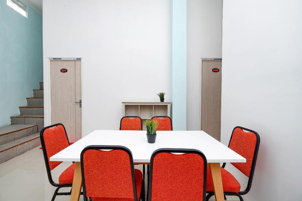 Hotel O New Puspa Residence Hotel in Indonesia