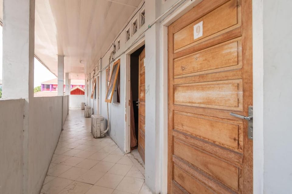 RedDoorz near RSUD M Yunus Bengkulu Hotel in Indonesia