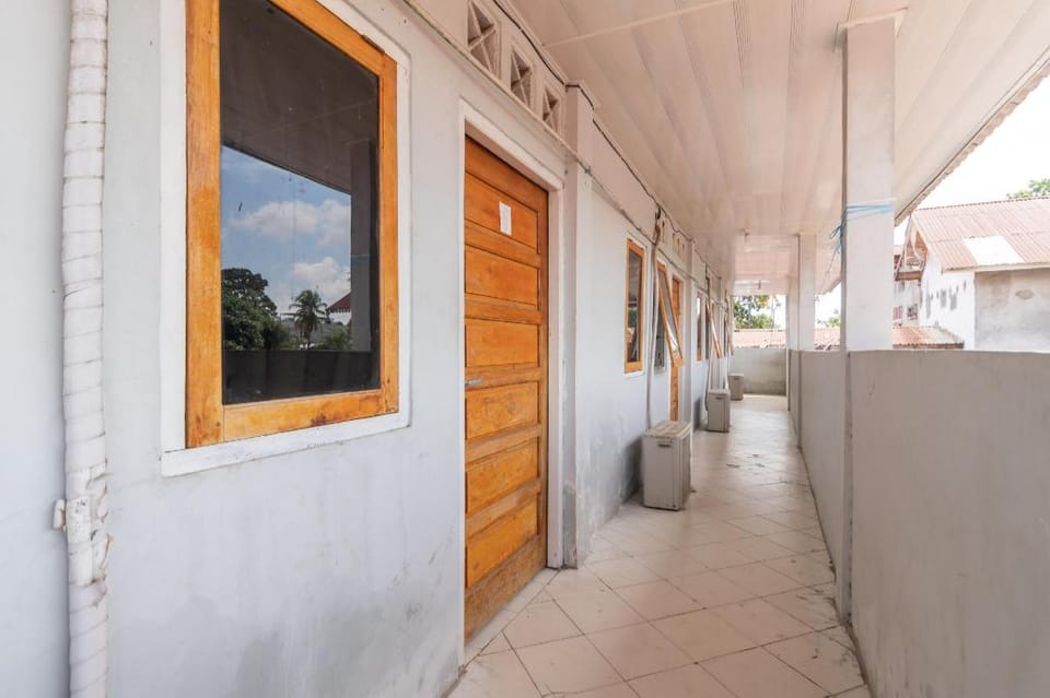 RedDoorz near RSUD M Yunus Bengkulu Hotel in Indonesia