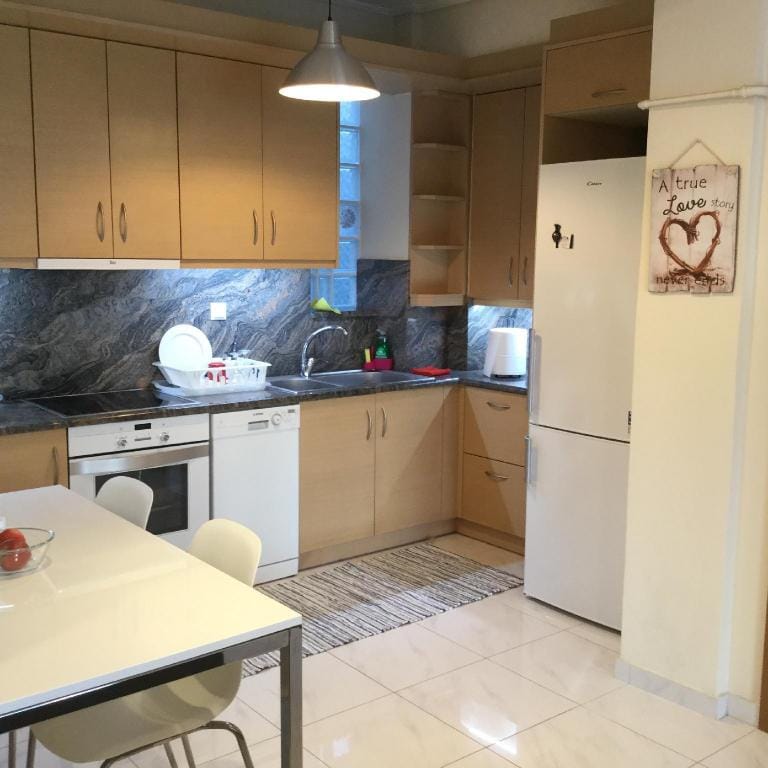 New luxury apartment in central suburb of Athens Apartment in Athens