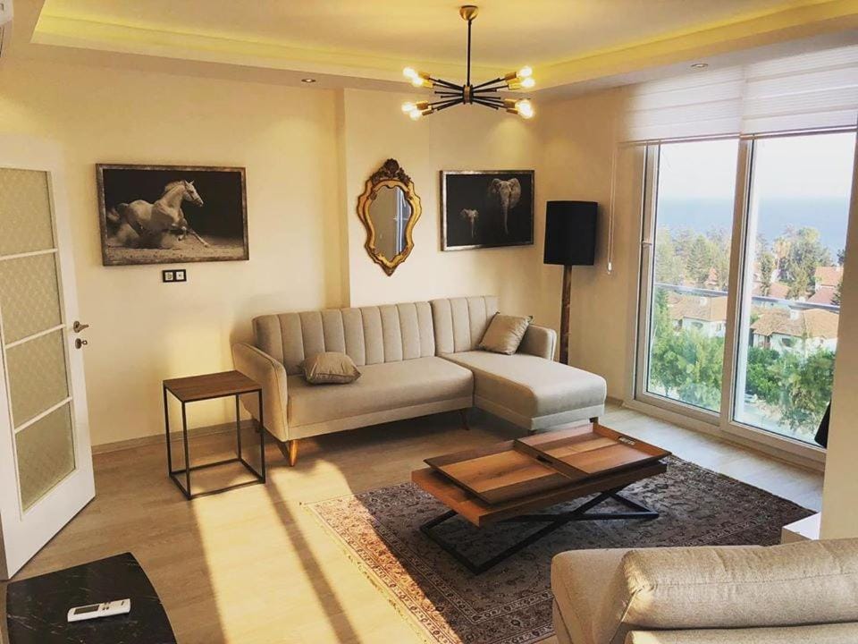 GoldenPark King Suites with Balcony & Sea view Apartment in Mersin