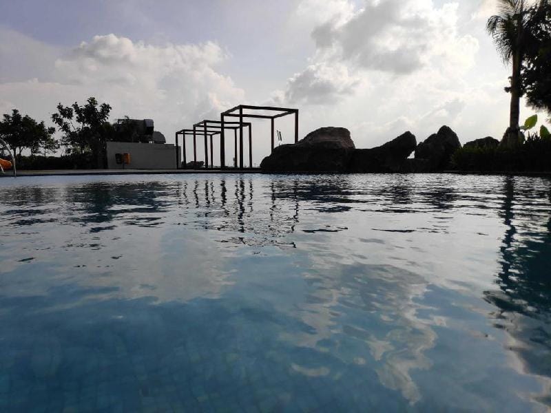 Perfect View and Cozy Kamala Lagoon  @SwadeeH2stay Apartment in West Java