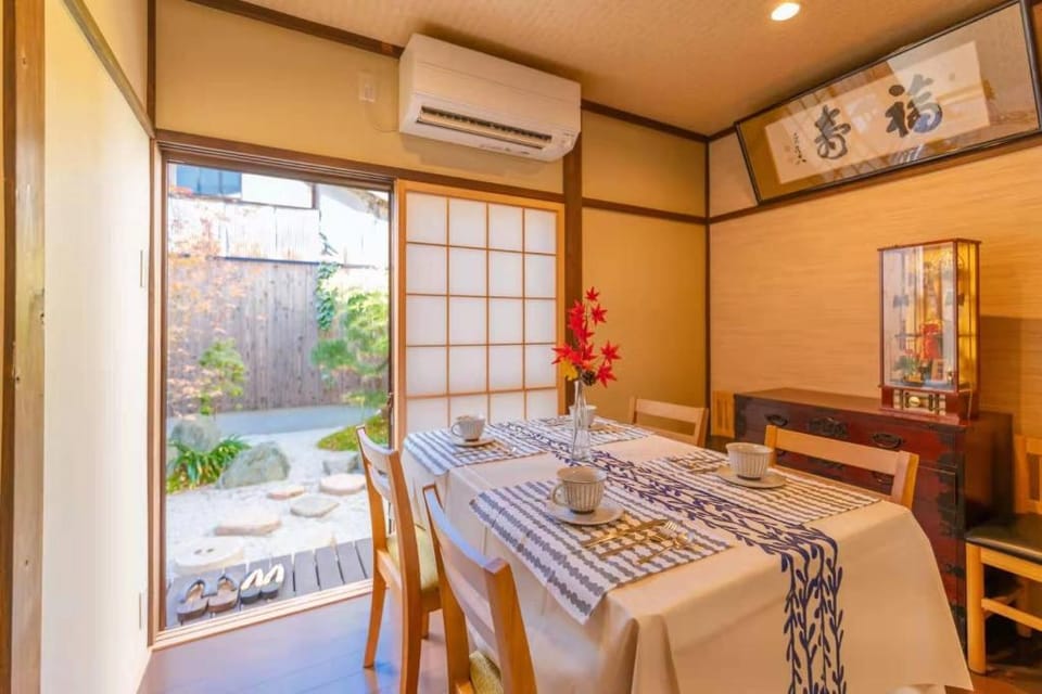 Japanese Machiya with beautiful garden and garage Vacation rental in Kyoto