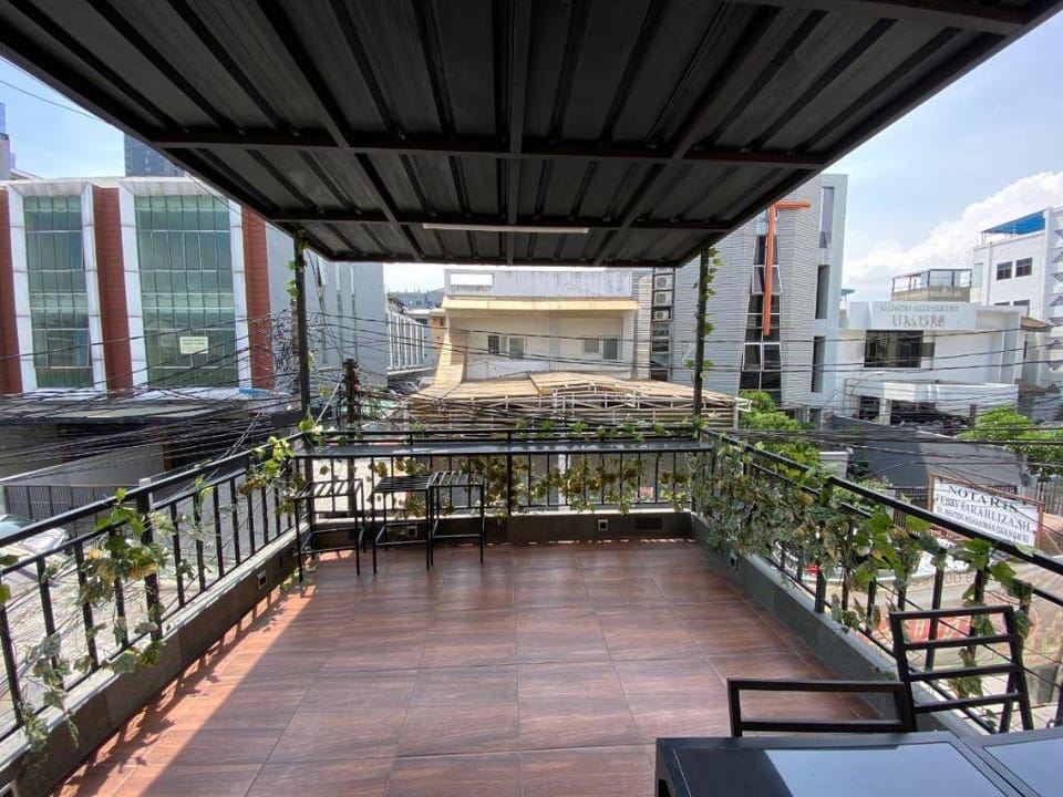 OYO Life 2740 Kos 52 A Hotel in Jakarta