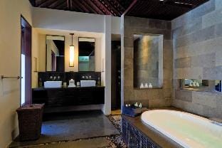 Cozy 1 BR Pool Villa #N14 Villa in Kuta