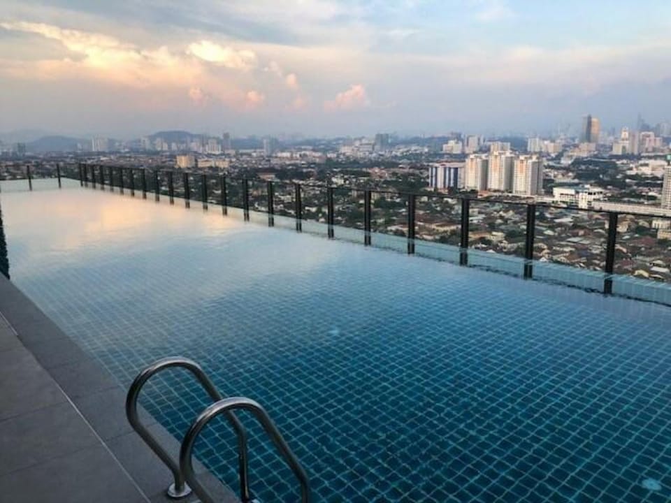 IconCity 8pax SunwayPyramid & Lagoon CityView Apartment in Petaling Jaya