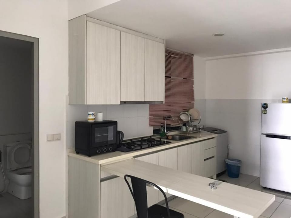 ONE 1Tebrau Studio Room 12 ?Near Mid Valley & KSL Apartment in Johor Bahru