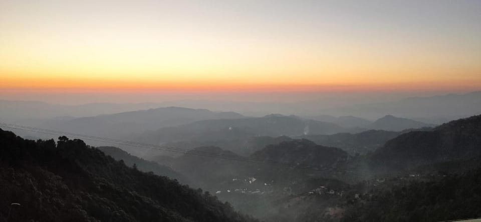 Curve Villa - Valley View Apartment in Shimla